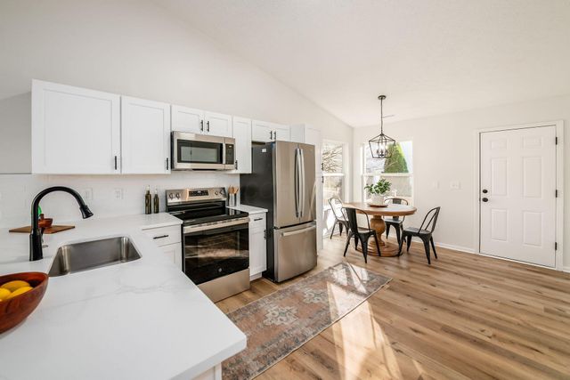 2977 Ironstone Drive, Columbus, OH 43231