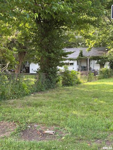 2627 N ELLIS Street, Peoria, IL 61604