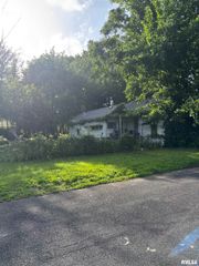 2627 N ELLIS Street, Peoria, IL 61604