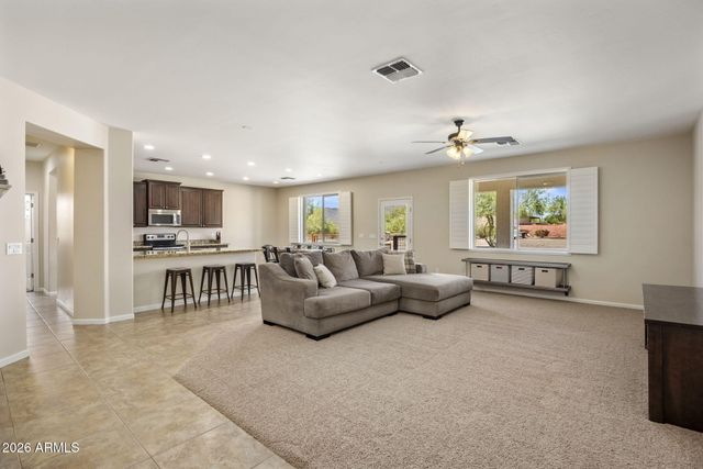 40712 N 3rd Avenue, Phoenix, AZ 85086