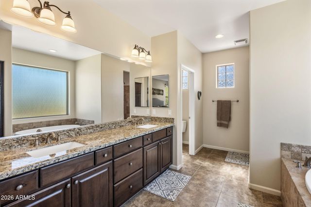 40712 N 3rd Avenue, Phoenix, AZ 85086