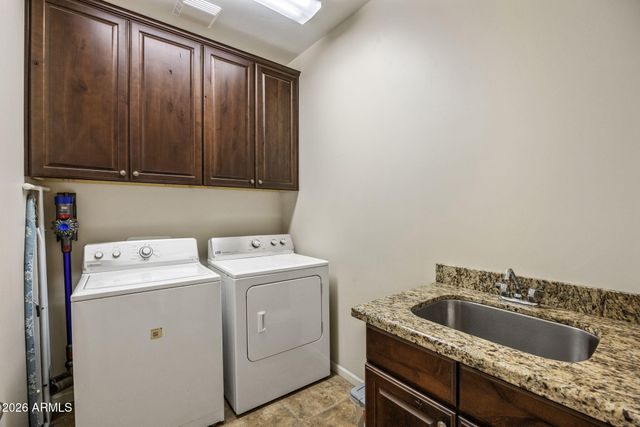 40712 N 3rd Avenue, Phoenix, AZ 85086