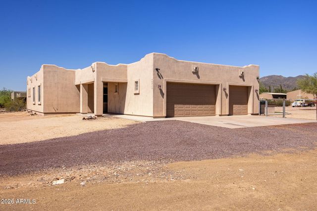 40712 N 3rd Avenue, Phoenix, AZ 85086