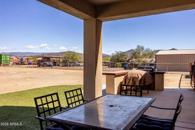 40712 N 3rd Avenue, Phoenix, AZ 85086