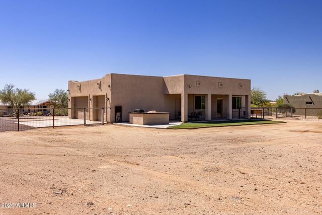 40712 N 3rd Avenue, Phoenix, AZ 85086
