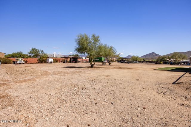 40712 N 3rd Avenue, Phoenix, AZ 85086