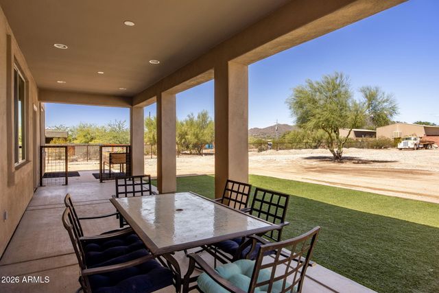 40712 N 3rd Avenue, Phoenix, AZ 85086