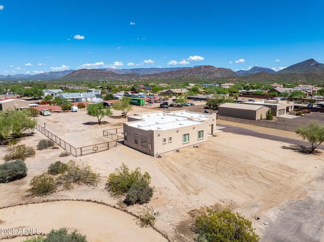 40712 N 3rd Avenue, Phoenix, AZ 85086