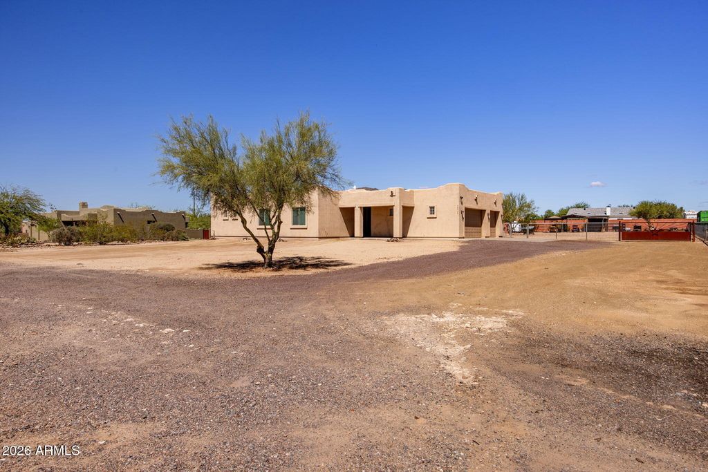 40712 N 3rd Avenue, Phoenix, AZ 85086 — photo 2