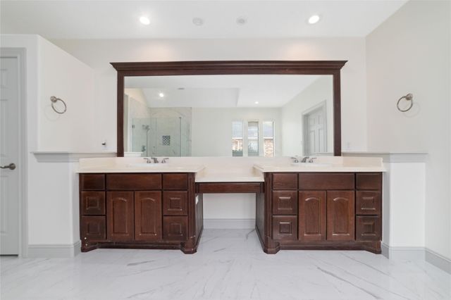 3505 Parkside Drive, Pearland, TX 77584