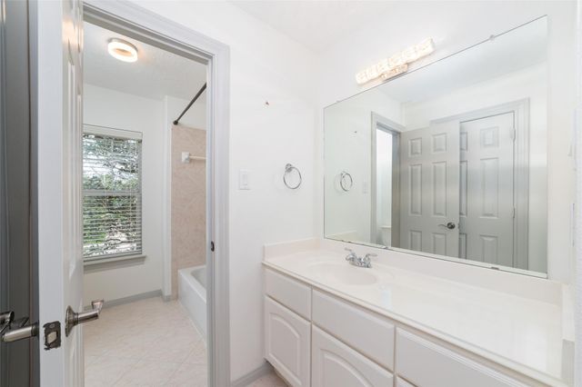 3505 Parkside Drive, Pearland, TX 77584