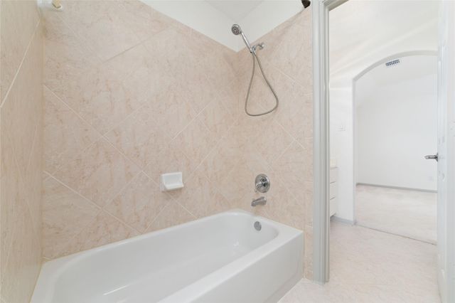 3505 Parkside Drive, Pearland, TX 77584