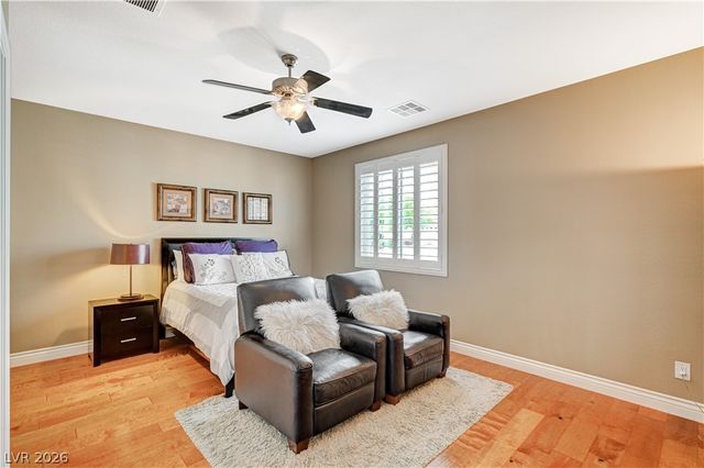 5669 Victoria Regina Avenue, Las Vegas, NV 89139