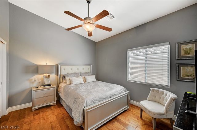 5669 Victoria Regina Avenue, Las Vegas, NV 89139