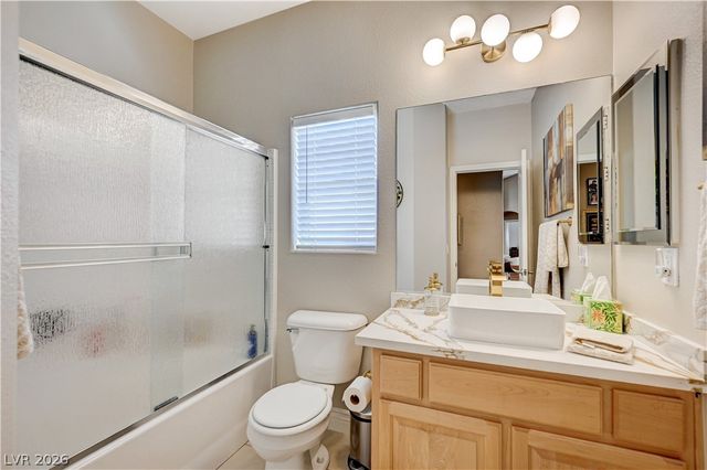 5669 Victoria Regina Avenue, Las Vegas, NV 89139