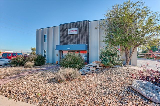 2700 S Shoshone Street, Englewood, CO 80110