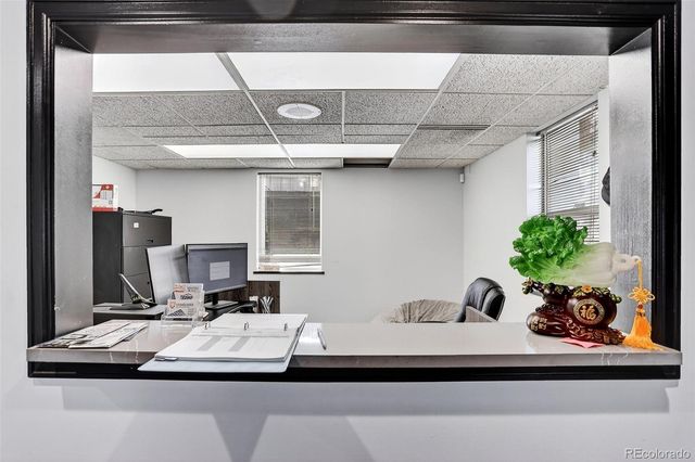 2700 S Shoshone Street, Englewood, CO 80110