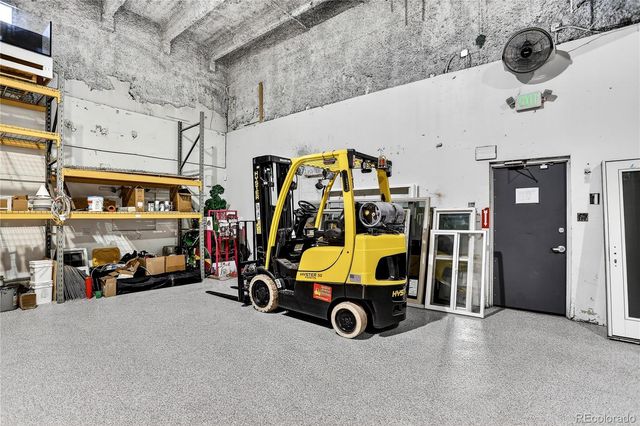 2700 S Shoshone Street, Englewood, CO 80110