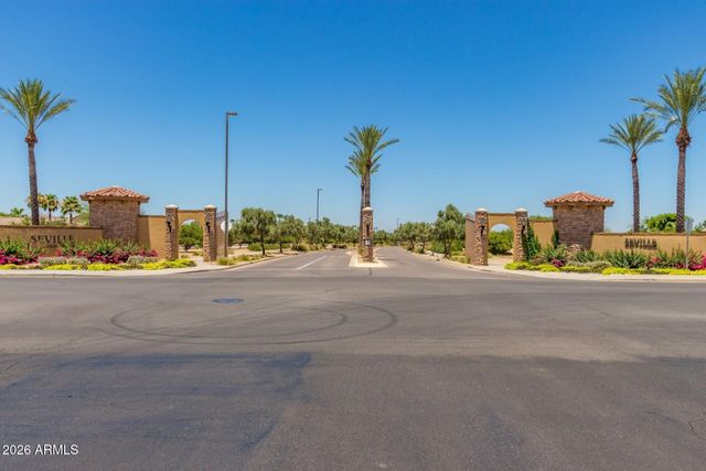 4261 E CROWN Court, Gilbert, AZ 85298