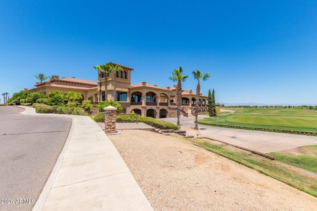 4261 E CROWN Court, Gilbert, AZ 85298