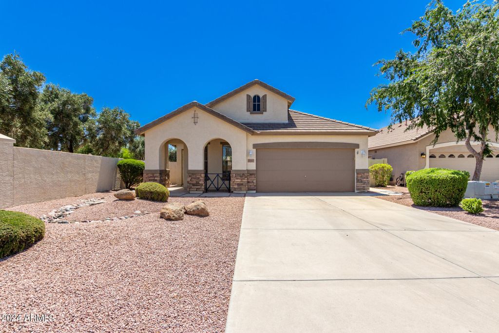 4261 E CROWN Court, Gilbert, AZ 85298 — photo 3