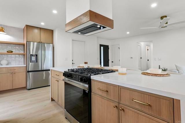 3942 Mount Acadia Boulevard, San Diego, CA 92111