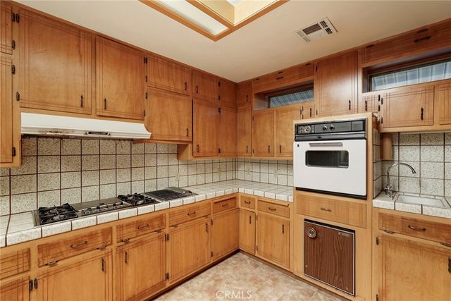 2194 Yosemite, Merced, CA 95341