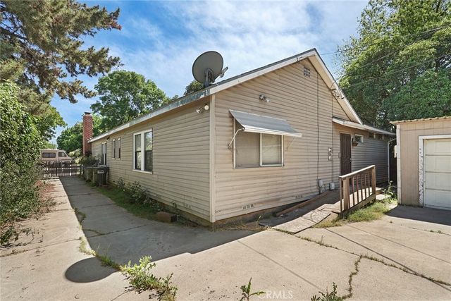 2194 Yosemite, Merced, CA 95341