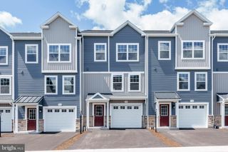 124 DOLOMITE DR, Port Matilda, PA 16870