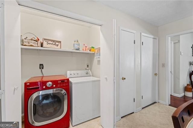 5385 Garvey Drive, Fairburn, GA 30213