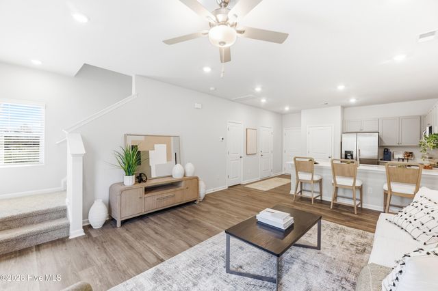 622 Sandy Hollow Drive, Jacksonville, NC 28540