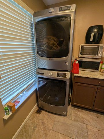 4 TETHER CIR, Woodbury, NJ 08096