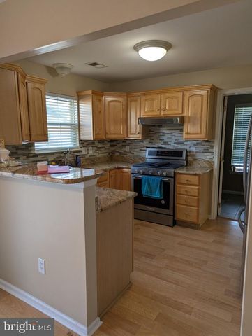 4 TETHER CIR, Woodbury, NJ 08096