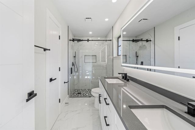 6371 Kings Gate Circle, Delray Beach, FL 33484