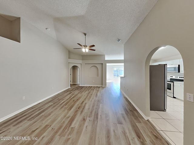 7354 HIGH BLUFF Road N, Jacksonville, FL 32244