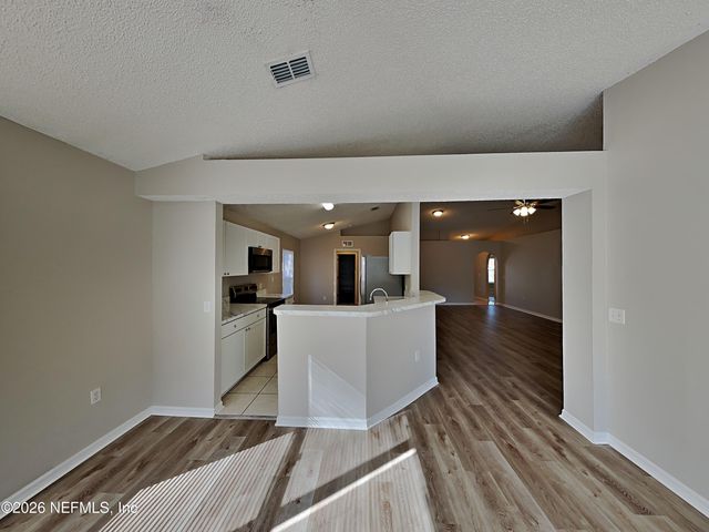 7354 HIGH BLUFF Road N, Jacksonville, FL 32244