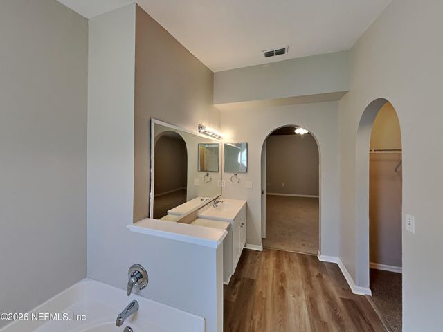 7354 HIGH BLUFF Road N, Jacksonville, FL 32244