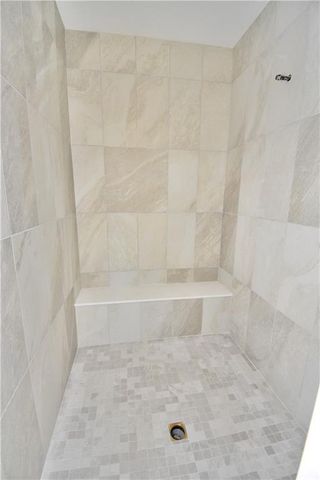 8364 NE 77TH Terrace, Kansas City, MO 64158