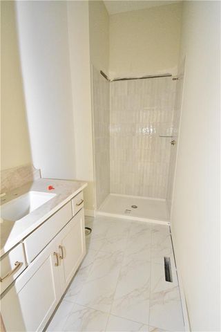 8364 NE 77TH Terrace, Kansas City, MO 64158