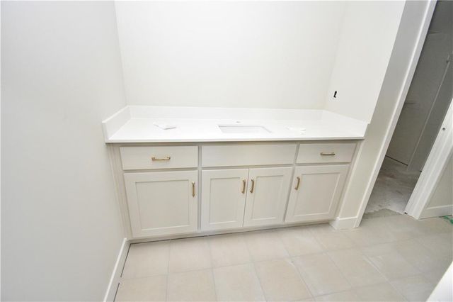 8364 NE 77TH Terrace, Kansas City, MO 64158