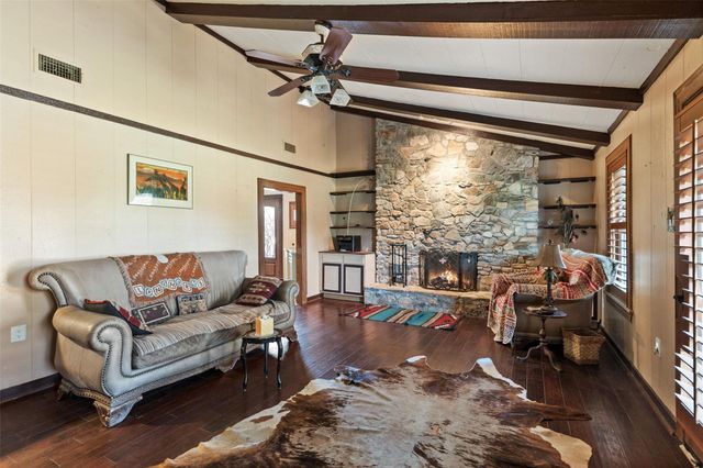 2501 LONE MAN MOUNTAIN RD, Wimberley, TX 78676