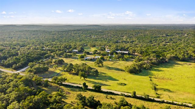 2501 LONE MAN MOUNTAIN RD, Wimberley, TX 78676