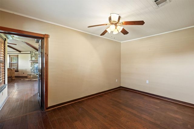 2501 LONE MAN MOUNTAIN RD, Wimberley, TX 78676
