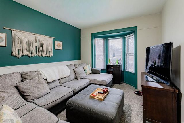 904 12th Street N, Fargo, ND 58102