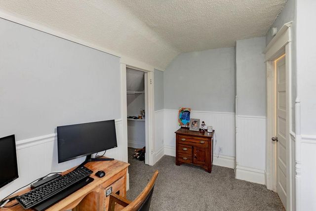 904 12th Street N, Fargo, ND 58102