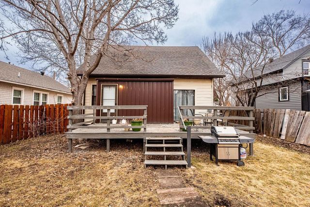 904 12th Street N, Fargo, ND 58102