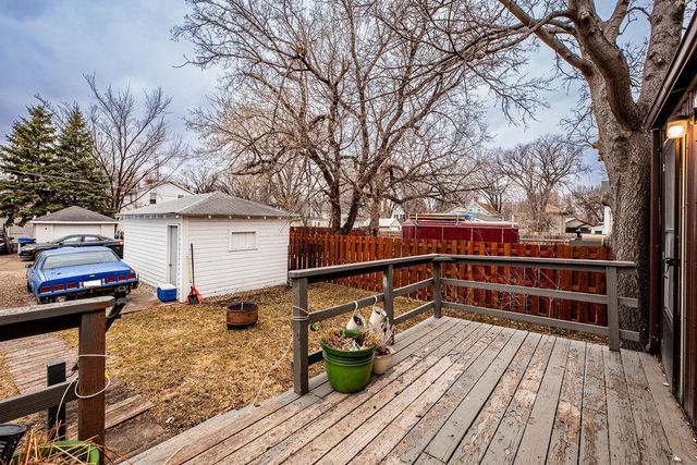 904 12th Street N, Fargo, ND 58102