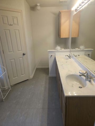 2009 Wahoo Drive, Mansfield, TX 76063