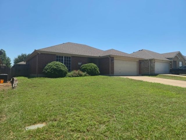 2009 Wahoo Drive, Mansfield, TX 76063