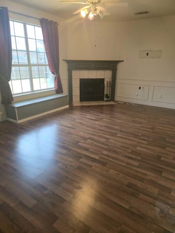 2009 Wahoo Drive, Mansfield, TX 76063